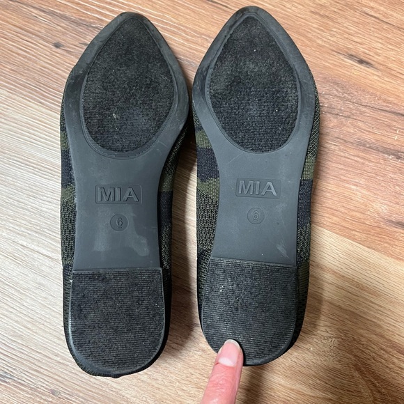 Lot of three pairs, Mia shoes, size 6 - Picture 7 of 7